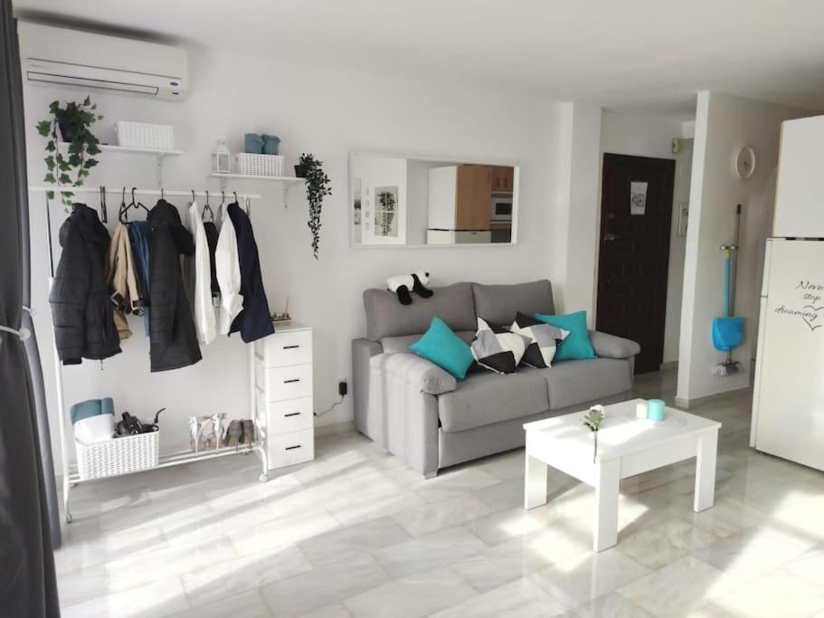 Apartamento Maika Benalsun Pueblo Evita بينالماذينا المظهر الخارجي الصورة