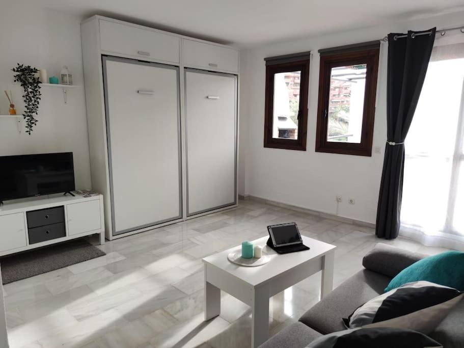 Apartamento Maika Benalsun Pueblo Evita بينالماذينا المظهر الخارجي الصورة